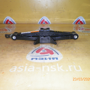 Домкрат Mitsubishi Lancer/Galant Fortis CY2A/CY3A/CY4A/CY5A/CY6A/CY8A/CY9A/CX1A/CX2A/CX3A/CX4A/CX5A/CX6A/CX8A/CX9A/CZ4A 9280A087 1000 кг.