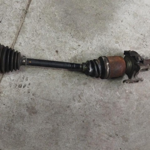 Привод HONDA RE4 K24A перед, прав Дефект пыльника 44305-SWA-900