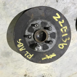 Ступица Toyota ZZE136/ZZE132 Voltz/Matrix зад, лев 2WD ABS.Барабанные тормоза.5 шпилек.В сборе с барабаном и колодками. 42450-01010.42431-01030