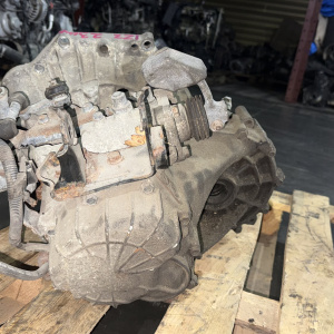 МКПП Toyota 3ZZ/4ZZ 2WD 5 ступая, кулиса спереди  23 шлица Avensis ZZT220