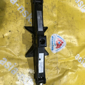 Домкрат Mazda/Mitsubishi Bongo#Delica SK82V/SK22V/SS88V/SKF2 S47P37790. 1300кг.