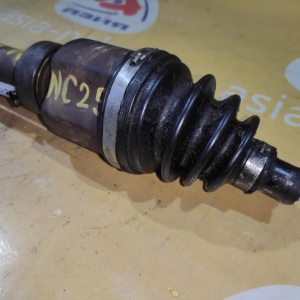 Привод Nissan NC25/CNC25/NB30 Serena/Lafesta MR20DE перед, прав 4WD CVT Только внутренняя гратана с подшипником 39771-EN110