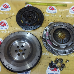 Маховик Nissan QR20/QR25 X-Trail T30 '2000-2007 одномассовый маховик ( не демпферный ) + корзина ( диаметр диска 240 мм. )