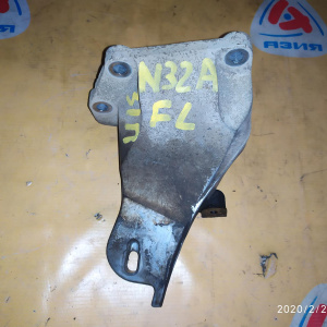 Крепление подушки ДВС Suzuki N32A Grand Vitara TDB4W/JB632 4WD задний привод перед, лев SI-79K / 11651-79K00