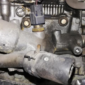 Головка блока Nissan MR20-DE X-Trail/Serena/Dualis/Qashqai T31/J10E КОНТРАКТНАЯ ИЗ ЯПОНИИ БЕЗ ЕГР 11040ED82B