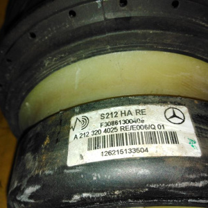 Подушка подвески пневматическая Mercedes A2123204025 E-Class W212/S212 M271DE18EVO/271.860 зад, прав Wagon E250 CGI