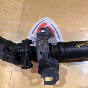 Кардан Lexus/Toyota MCU35/ACU35/GSU36/ACU25/MCU28/MCU38/MCU25 RX300/RX330#Harrier/Highlander/Kluger V 1MZFE/2AZFE/2GRFE/3MZFE 4WD Деффект пыльника PB8