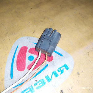 Разъём генератора Nissan/Mazda/Mitsubishi Sunny#Capella#Pajero Y11/G10/B15/W11/P11/P12/T30/T31/GW8W/V23W QG15/QG18/QR20/QR25/SR20/FP/FS/ZY/ZJ/L3/4D56/