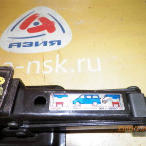 Домкрат Toyota Granvia/Hiace/Grand Hiace VCH10/KCH10/KCH12/KCH16/RCH11/RCH12/LXH12 09111-26100. 09111-26090. 1450 кг