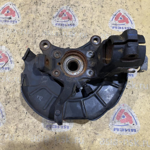 Ступица Volkswagen 1T1/1K1/1K2/5K1/5N1/5N2/8P1/8UG Tiguan перед, прав голая (люфт) 1K0407256AA