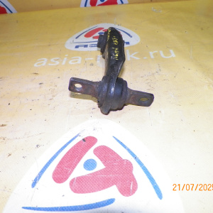 Рычаг MITSUBISHI CK1A/CK2A/CJ1A/CJ2A R н поперечный мал.