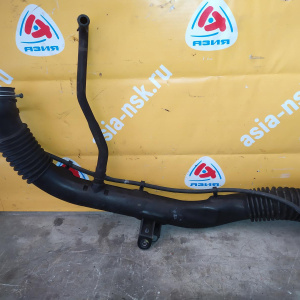 Гофра впускного коллектора Toyota 7K-E Lite Ace Noah/Town Ace Noah KR42/KR52 пластик на заслонку 17880-13030