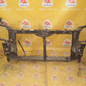 Рамка радиатора Toyota Voltz ZZE136