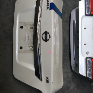 Крышка багажника NISSAN Teana L33 (без замка)