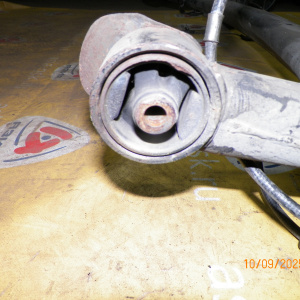 Балка Toyota ZRT260/NZT260 Allion/Premio ABS DRUM с тросиками ручника R