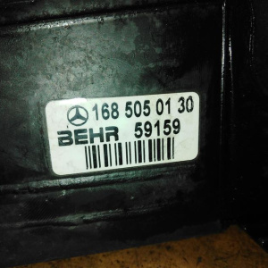 Воздуховод радиатора Mercedes A-Class W168/V414 A1685004604 A1685050130