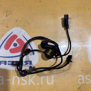 Датчик ABS Mitsubishi Delica D:5/Outlander CV5W/CW5W зад, лев 4WD диск, крепление защелкой 4670A581