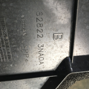Воздуховод радиатора Nissan Leaf ZE0 R 62822 3NA0A