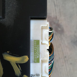 Климат-контроль Toyota NZE120 Corolla Spacio 88650-1E470