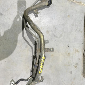 Заливная труба топливного бака Toyota Nadia SXN15 4WD