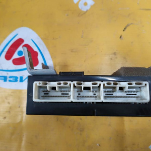 Блок управления климат контролем Toyota Land Cruiser UZJ100 R 88650-60360