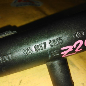 Патрубок радиатора Chevrolet 96817595 Captiva C100 LD9/Z24SED '2006- в F Труба перепускная пластик