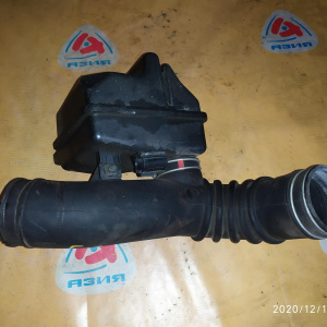 Гофра впускного коллектора Toyota 5S Camry SXV10 резиновая 17881-03150