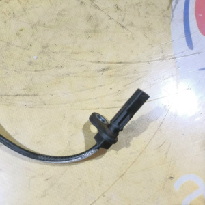 Датчик ABS Mazda CX-5 KE2AW F НЕТ ФИШКИ L=R K0114370X