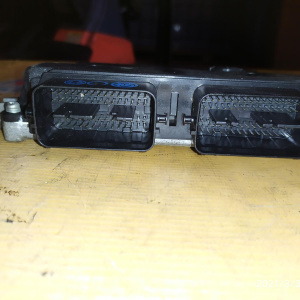Компьютер Suzuki SX4 33920-80J40 / 112300-4051 J20A
