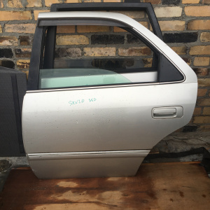 Дверь боковая TOYOTA Camry Gracia SXV20 '1999-2001 зад, лев Sedan (цена за голое железо)