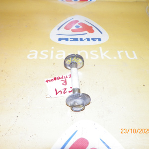 Болт регулировочный Nissan Serena C24 R С продольного рычага.