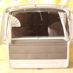 Дверь задняя TOYOTA Hiace KZH100 Пассажир Низкая крыша (камера) Дефект вст.26-63