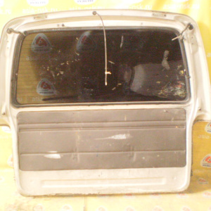 Дверь задняя TOYOTA Hiace KZH100 Пассажир Низкая крыша Дефект (коррозия) Деланная (без замка) вст.26-63