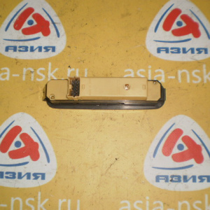 Пульт стеклоподъемника Suzuki Jimny JB43W перед, прав 37990-84G3