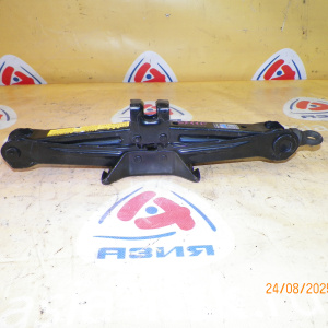 Домкрат Toyota Aristo/Crown/Mark II JZS160/JZS171/GS171/GX110/JZX110/ACV30 1100 кг.