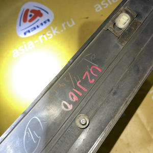 Накладка на крыло Toyota Land Cruiser UZJ100 зад, лев 75606-60040