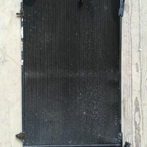 Радиатор кондиционера Toyota ZZR75 Voxy