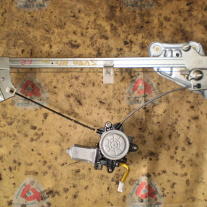 Стеклоподъемник TOYOTA Vista SV40 перед, прав h/t (2 контакта)