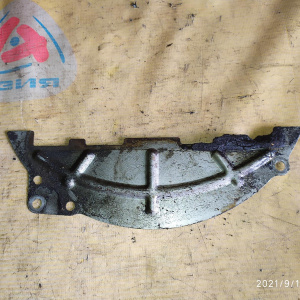 Кожух маховика Suzuki Jimny JB23 K6A-DET задний привод m/t крышка ( металл ) мкпп=акпп