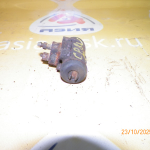 Тормозной цилиндр Mazda CP8W Premacy зад, прав 6,5