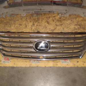 Решетка радиатора Lexus LX570 '2007-2012 Под камеру 53101-60512