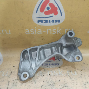 Кронштейн опоры двигателя Chevrolet LDE/F16D4 Aveo T300 '2011 Правый верхний R в 96852493, 95325758