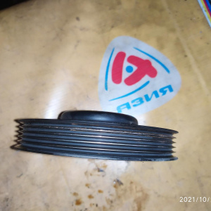 Шкив помпы Suzuki 17511-64J01 Grand Vitara JB416X/JTA74A M16A 5 ручейков