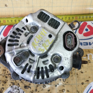 Генератор Toyota 1RZ/2RZ/3RZ Hiace Regius RCH-41 3 конт. овальный  разъем ( S/IG/L ) 27060-75160 / 101211-9630