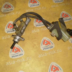 Главный тормозной цилиндр Toyota ACR30/ACR40 Estima