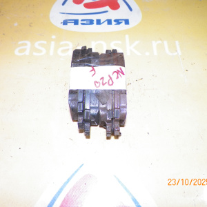Колодки тормозные Toyota Funcargo NCP20/NCP21/NCP25/NCP30/NCP31/NCP34/NCP35/NCP58/NCP59/NZE120/NZE121 Остаток-70-80%. F