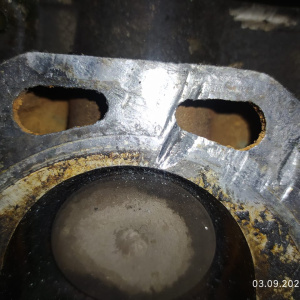 Головка блока Mitsubishi 6G72 Pajero V23 '1991-1997 6 VALVE ДЕФЕКТ ПЛОСКОСТИ L