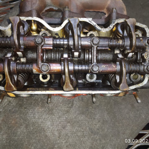 Головка блока Mitsubishi 6G72 Pajero V23 '1991-1997 6 VALVE ДЕФЕКТ ПЛОСКОСТИ L