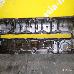 Крышка клапанная Mazda WL-AT BT-50 UN8F1 Common Rail WE01-10-220C