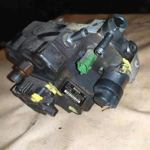 ТНВД Mazda WL-AT BT-50 UN8F1 WLAA13800(A) / 0445010213